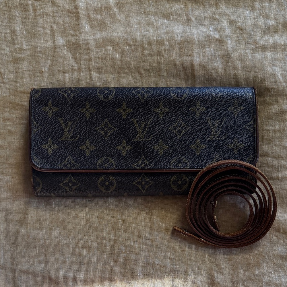 Louis Vuitton monogram crossbody or clutch - Picture 1 of 17